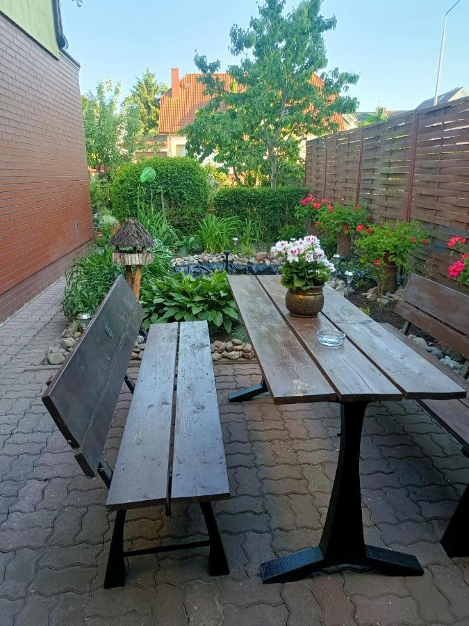 Appartement Ogrodek U Eli à Kołobrzeg Extérieur photo